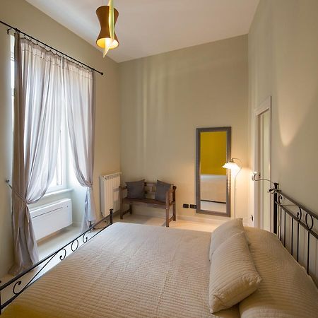Duomo Regina Apartments เนเปิลส์ ภายนอก รูปภาพ